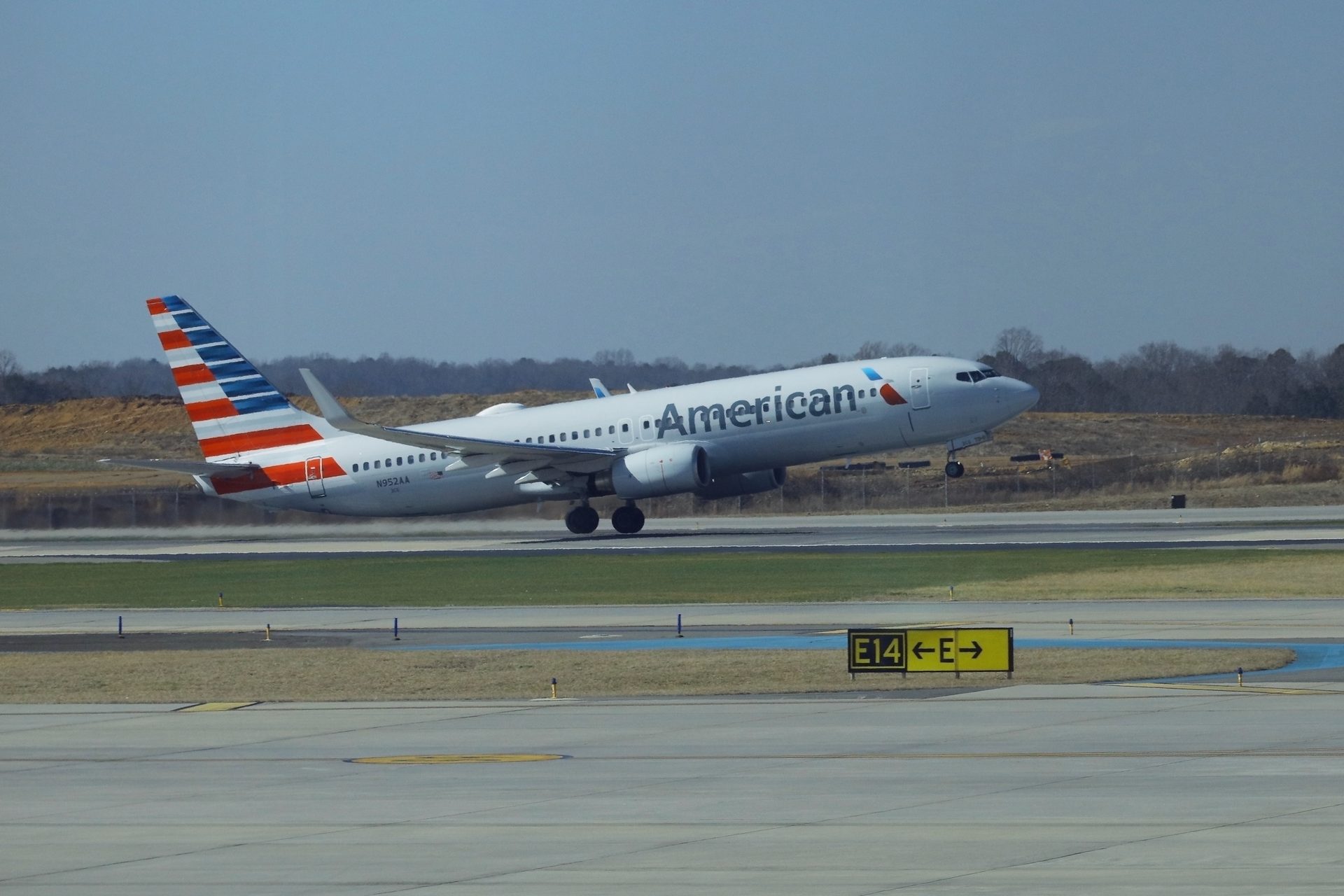 American Airlines Boeing 737-900 rotating on takeoff